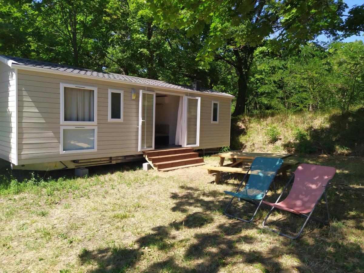 Camping Domaine De Senaud Albon Exteriör bild